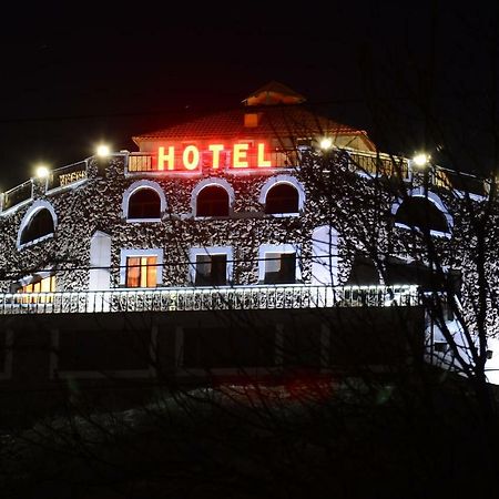 Amrots Hotel Vaykʼ Eksteriør bilde